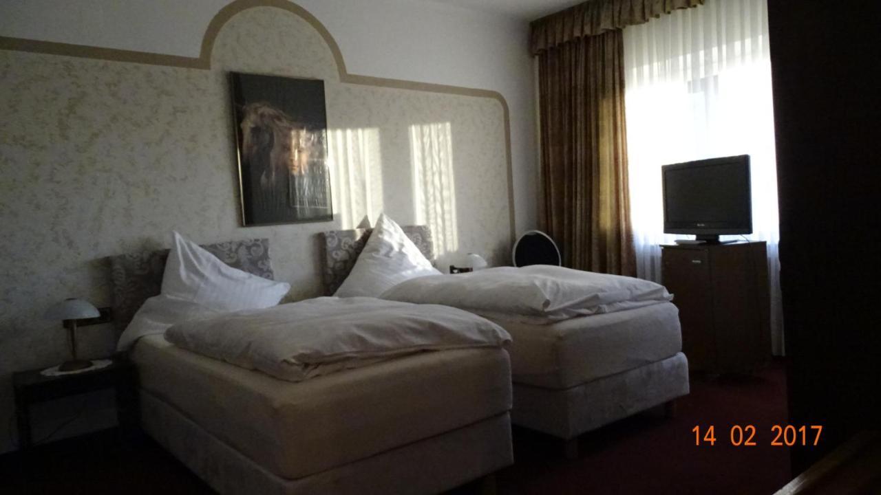 Bed & Breakfast Hotel Helga Hein دوسلدورف المظهر الخارجي الصورة